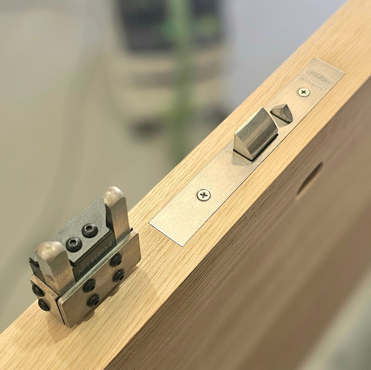 Double corner chisel for locks.