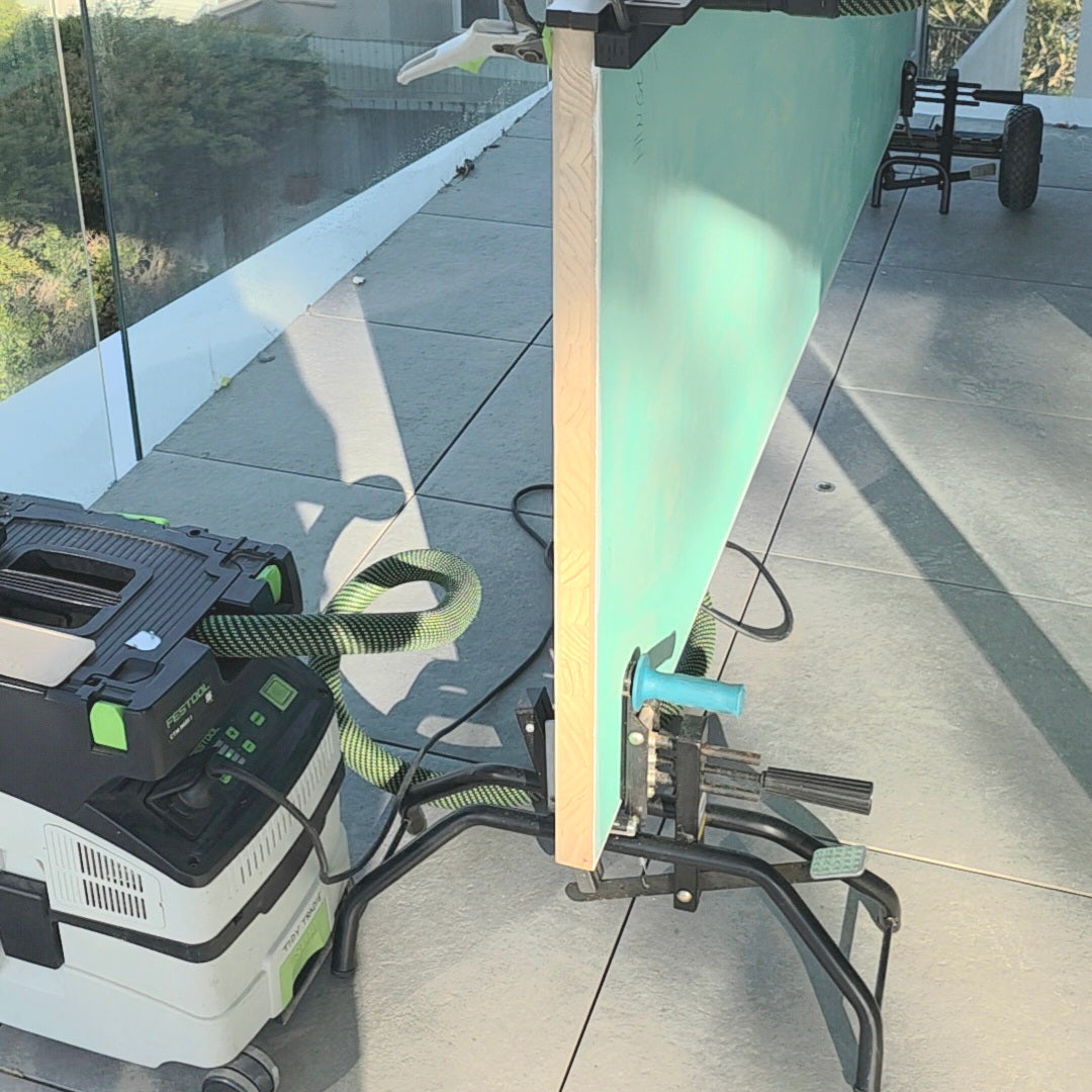 Virutex Door Holder
