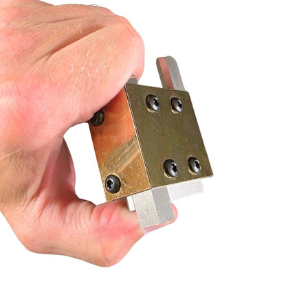 Double corner chisel 2.0.